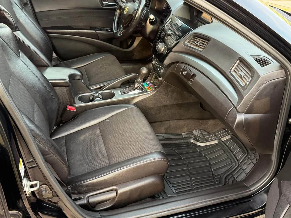 2013 Acura ILX - Image 10 of 11