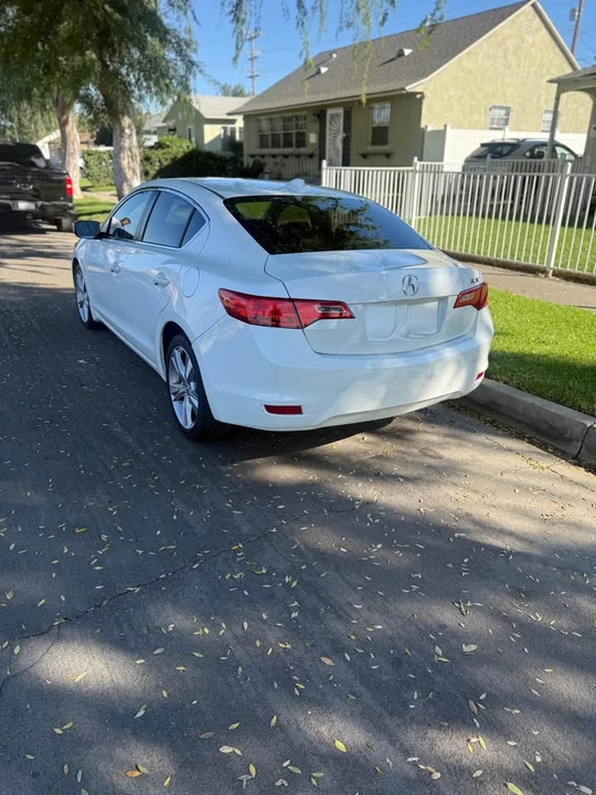 2013 Acura ILX - Image 5 of 15