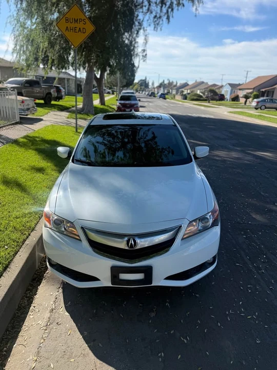2013 Acura ILX - Image 2 of 15