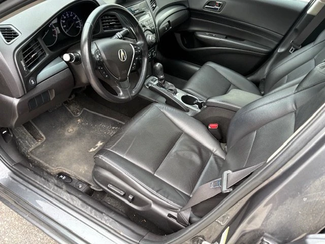 2013 Acura ILX - Image 10 of 16
