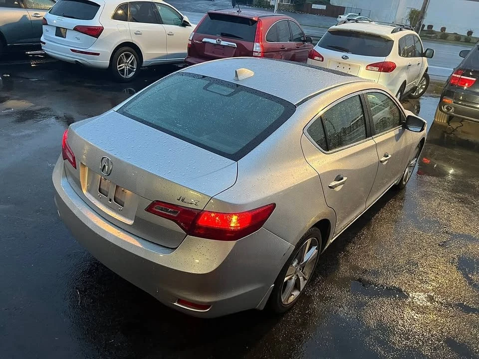 2013 Acura ILX - Image 8 of 19