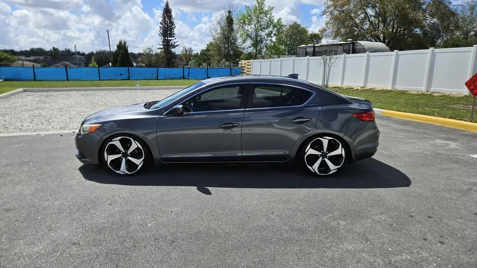 2013 Acura ILX - Image 2 of 16