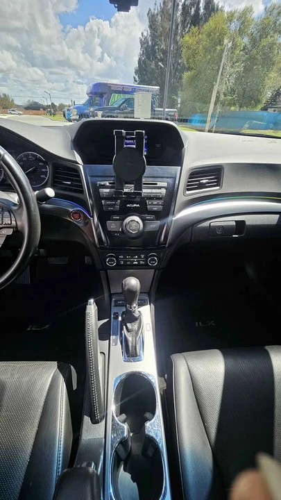 2013 Acura ILX - Image 6 of 16