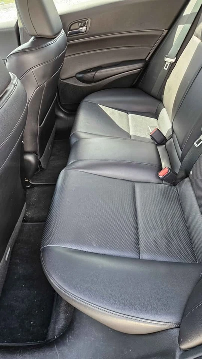 2013 Acura ILX - Image 9 of 16