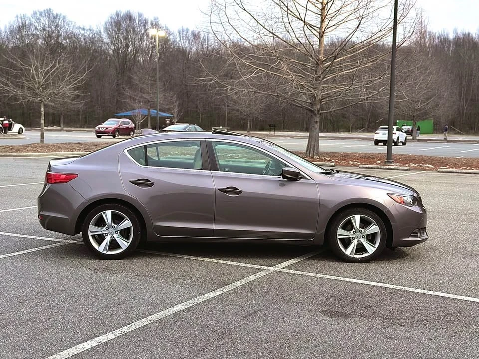 2013 Acura ILX - Image 4 of 19