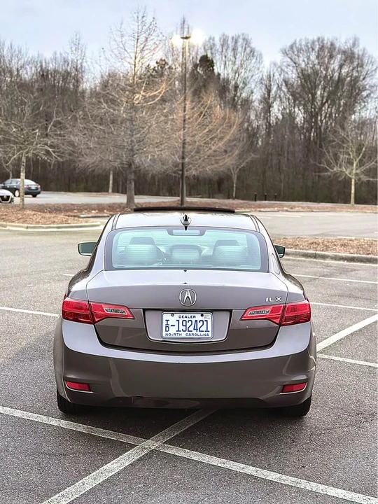 2013 Acura ILX - Image 8 of 19