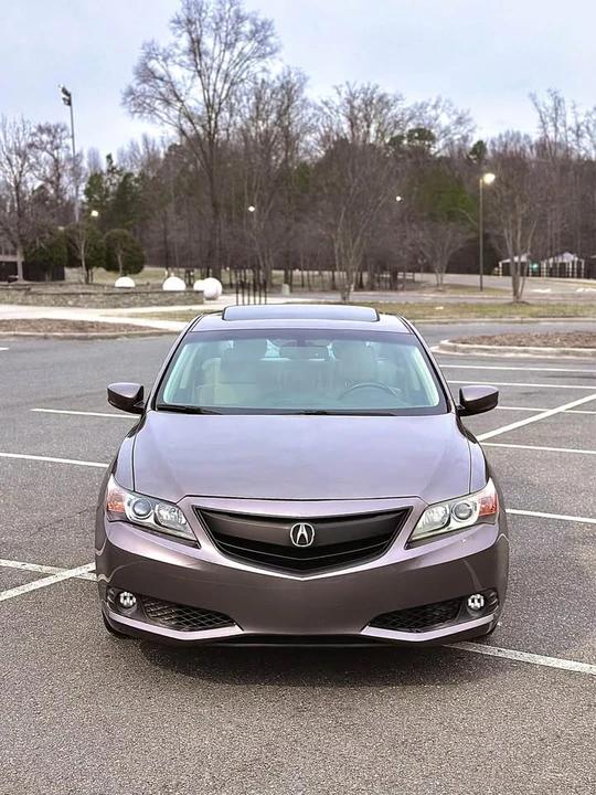 2013 Acura ILX - Image 2 of 19
