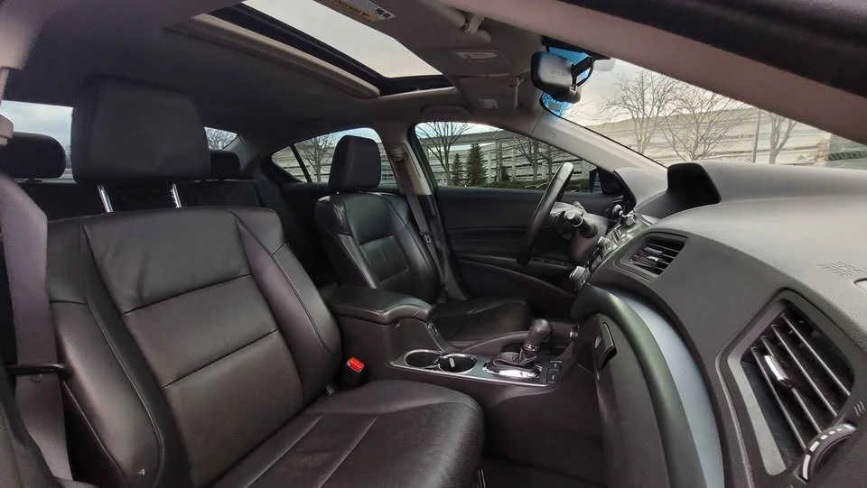 2013 Acura ILX - Image 9 of 11