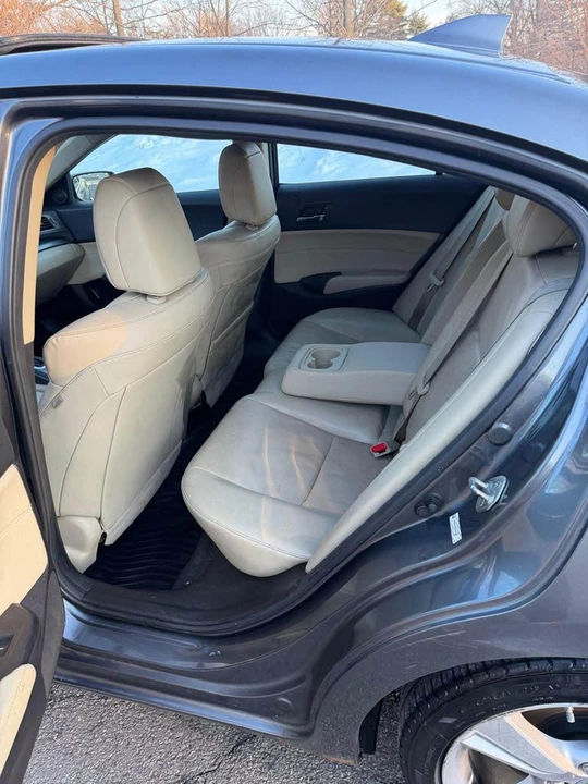2013 Acura ILX - Image 16 of 18