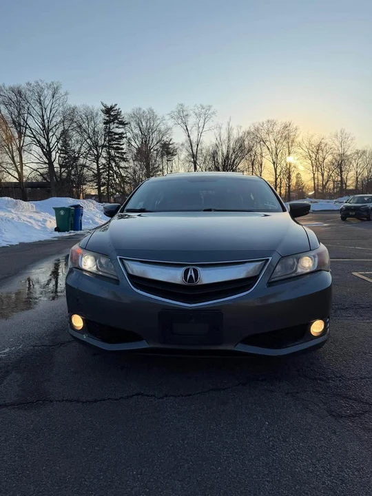 2013 Acura ILX - Image 2 of 18