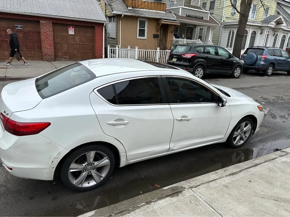2013 Acura ILX - Image 4 of 7