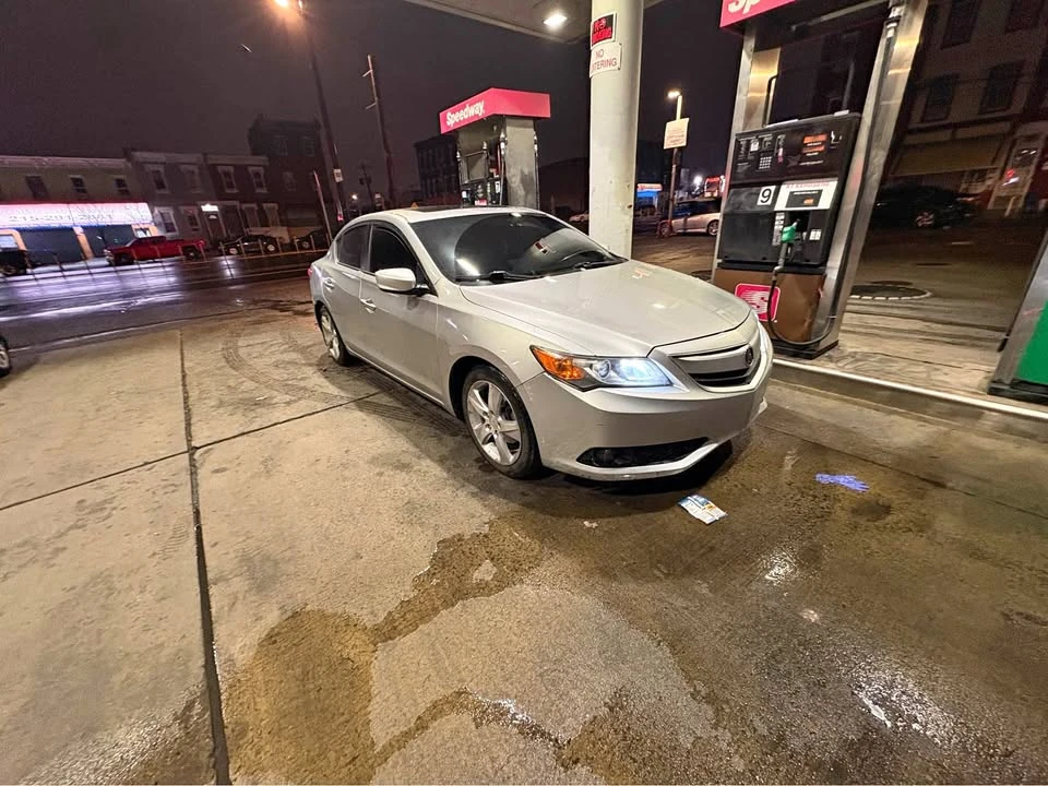 2013 Acura ILX - Image 2 of 15