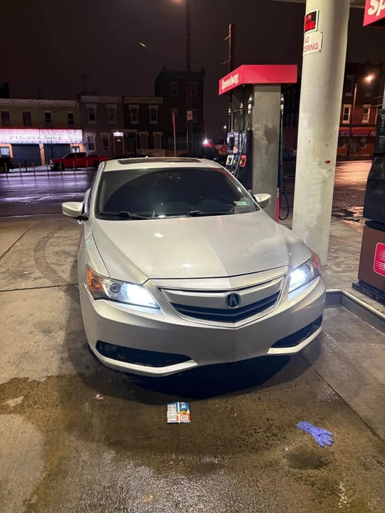 2013 Acura ILX - Image 10 of 15