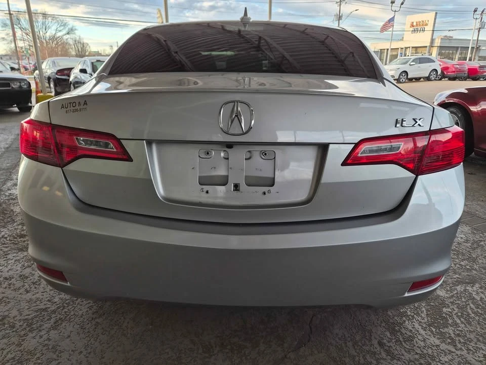 2013 Acura ILX - Image 4 of 13