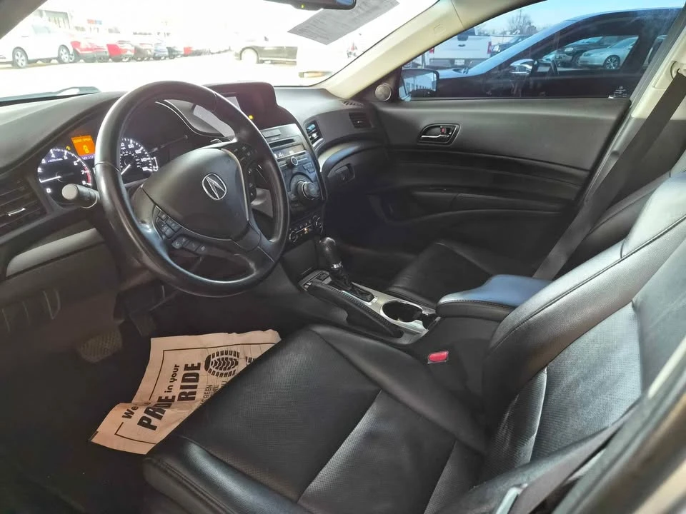 2013 Acura ILX - Image 8 of 13
