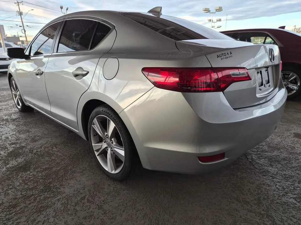 2013 Acura ILX - Image 2 of 13