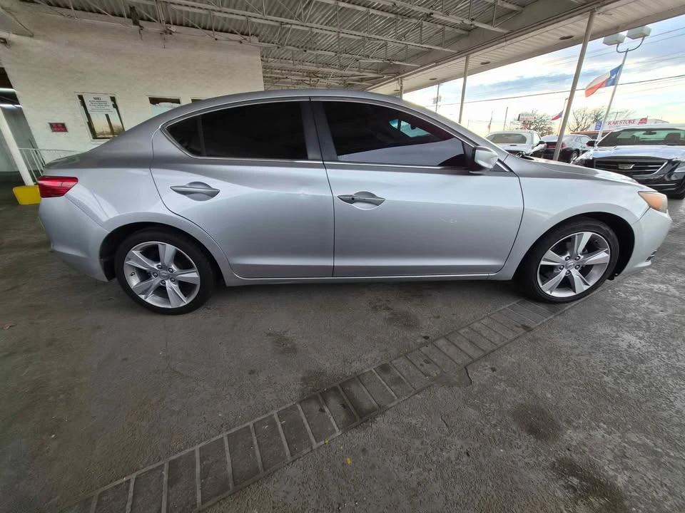 2013 Acura ILX - Image 6 of 13
