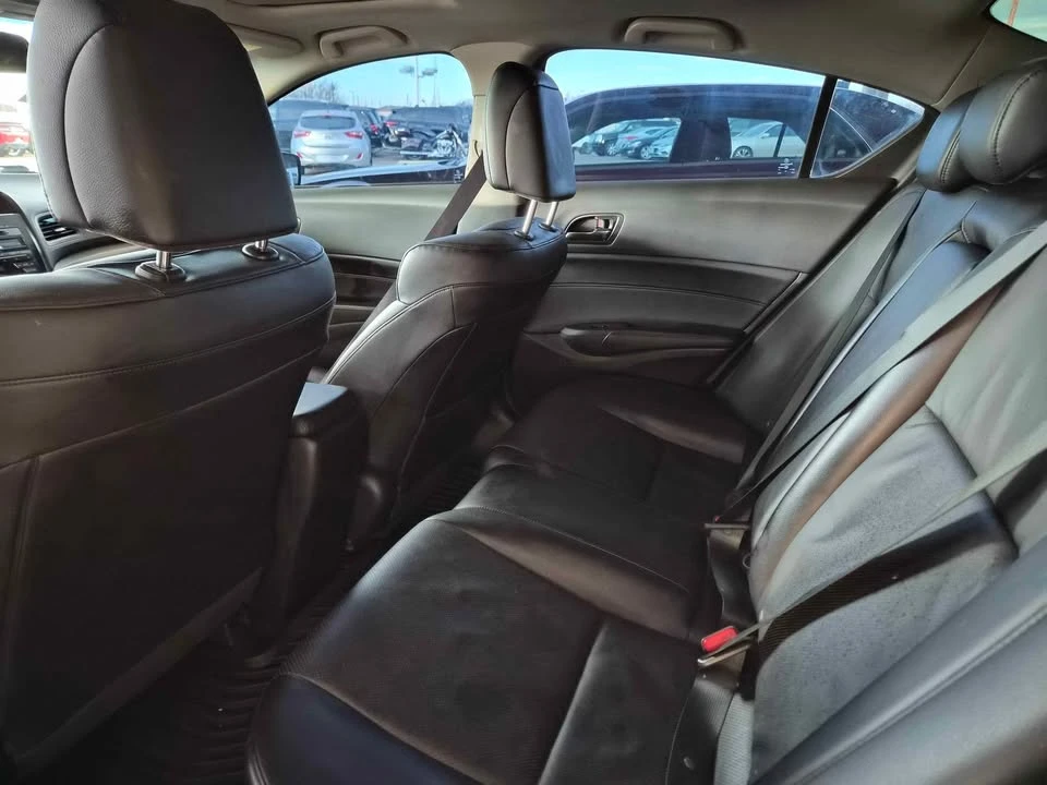 2013 Acura ILX - Image 9 of 13