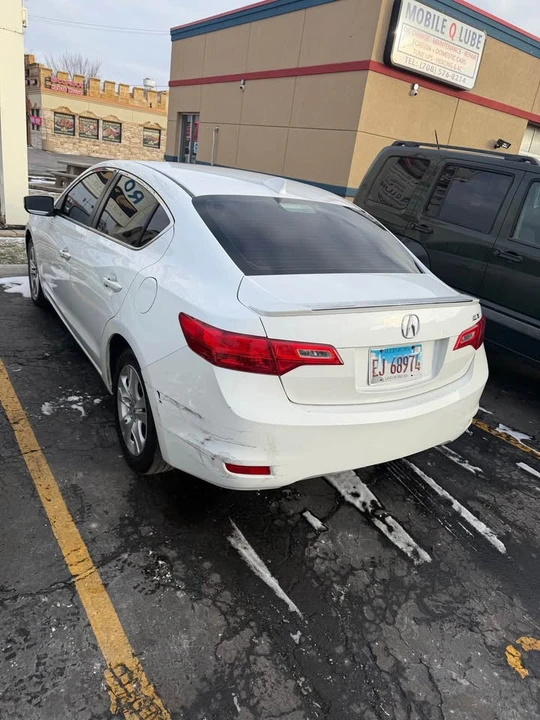 2013 Acura ILX - Image 4 of 11