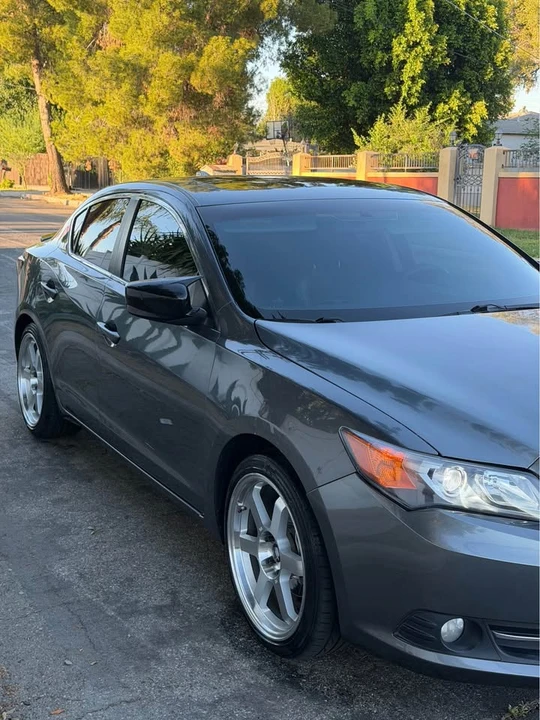 2013 Acura ILX - Image 2 of 12