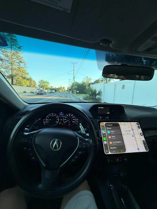 2013 Acura ILX - Image 9 of 12