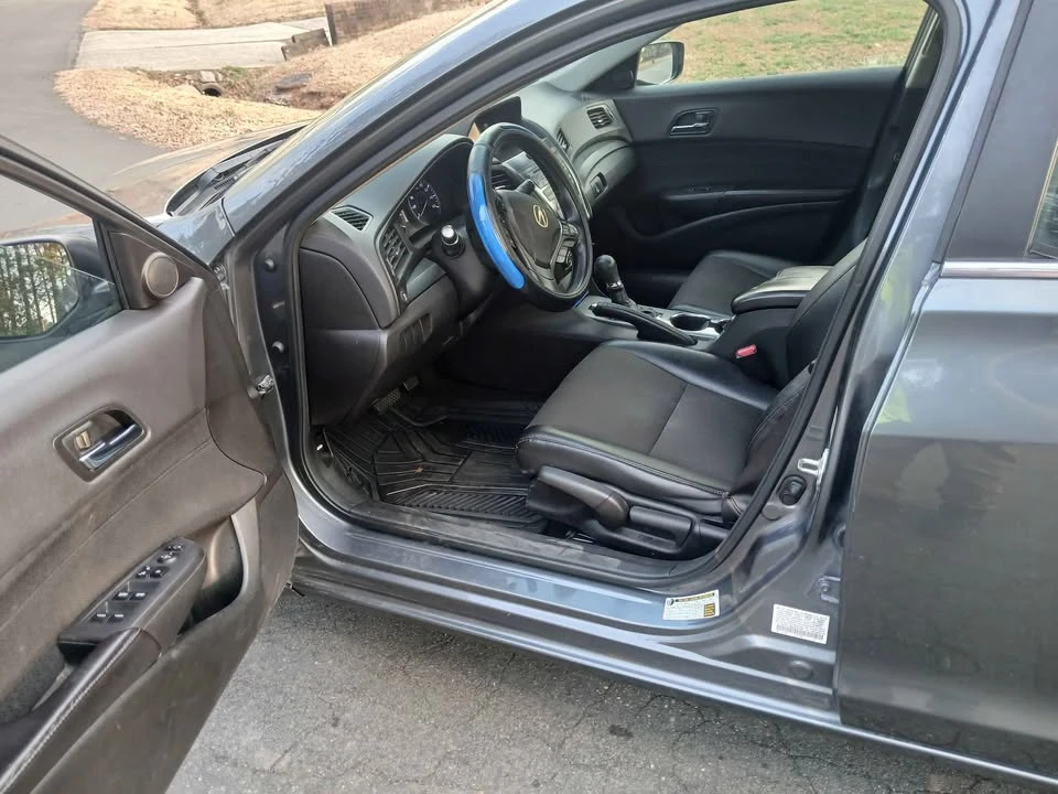 2013 Acura ILX - Image 11 of 17