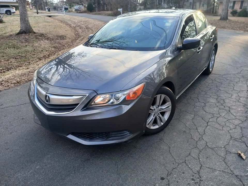 2013 Acura ILX - Image 2 of 17