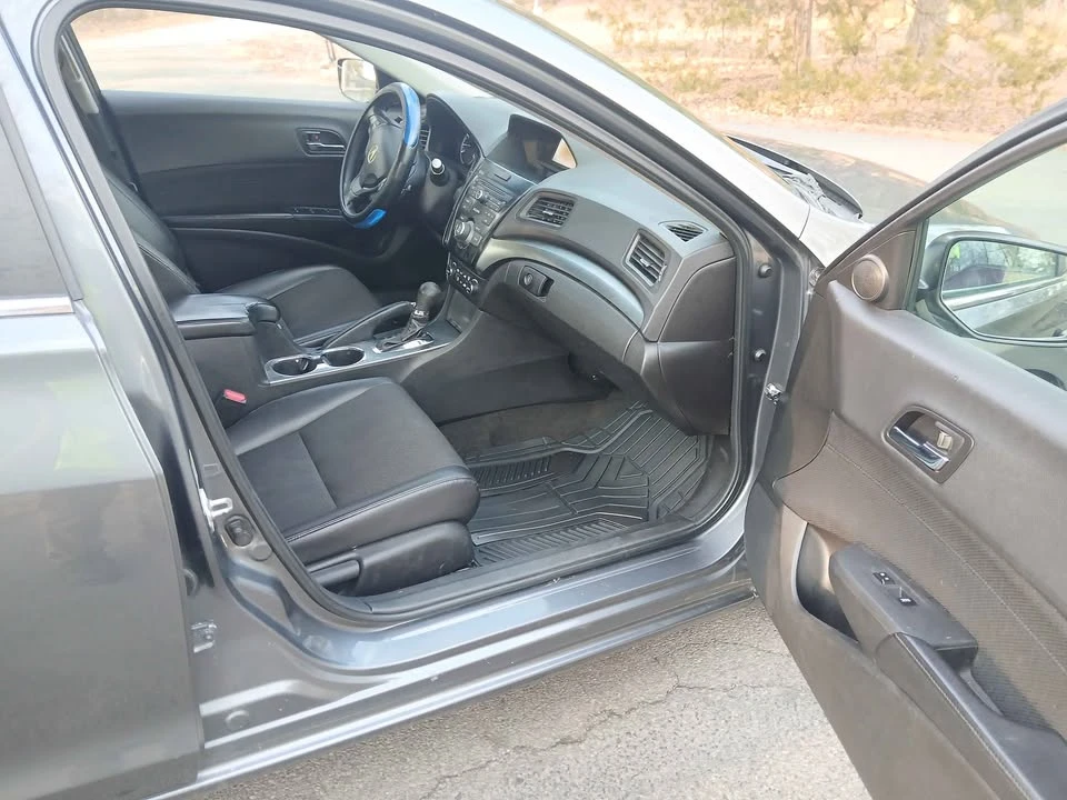 2013 Acura ILX - Image 13 of 17