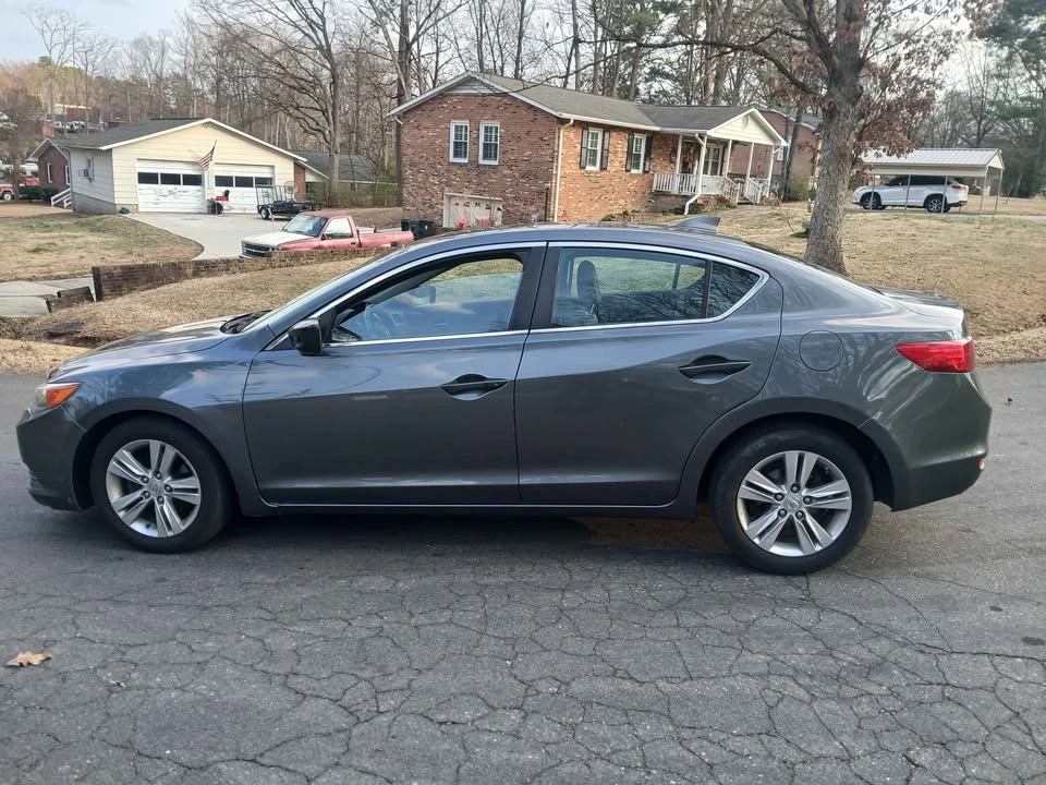 2013 Acura ILX - Image 5 of 17