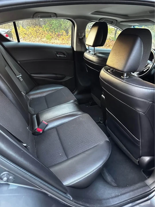 2013 Acura ILX - Image 8 of 19