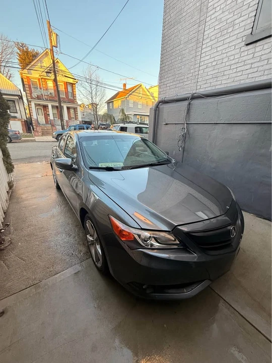 2013 Acura ILX - Image 2 of 13