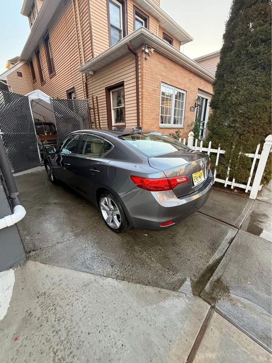 2013 Acura ILX - Image 4 of 13
