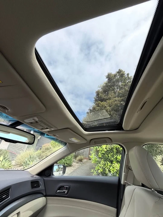 2013 Acura ILX - Image 6 of 9