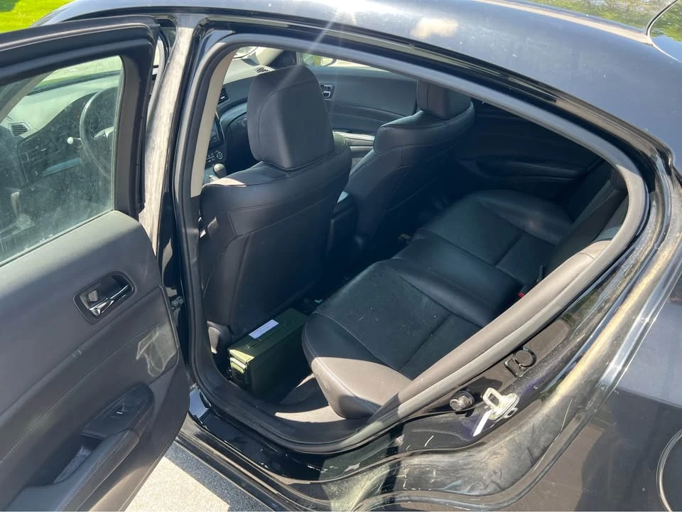 2013 Acura ILX - Image 9 of 12
