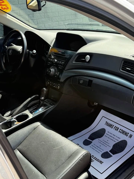 2013 Acura ILX - Image 4 of 11