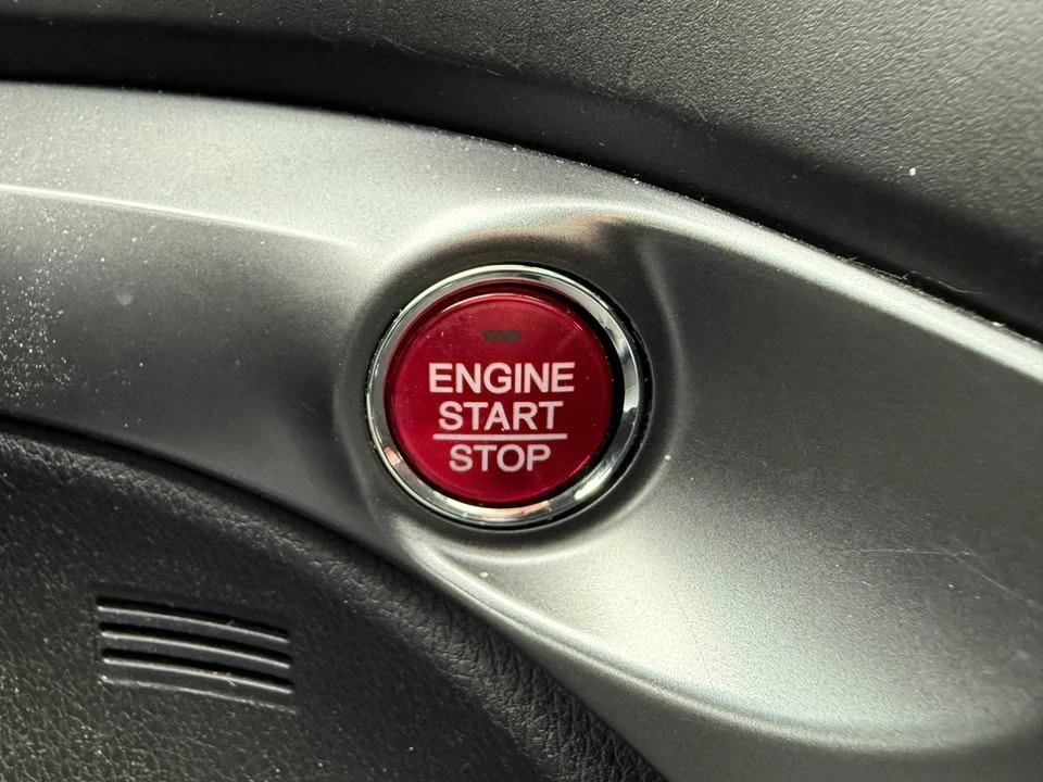 2013 Acura ILX - Image 11 of 18