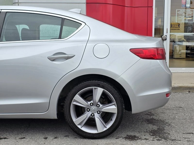 2013 Acura ILX - Image 11 of 19