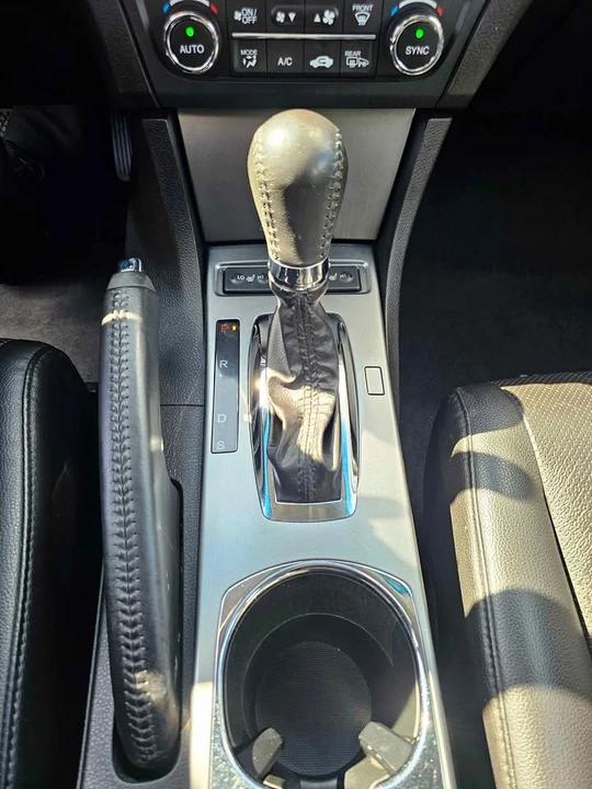 2013 Acura ILX - Image 10 of 11