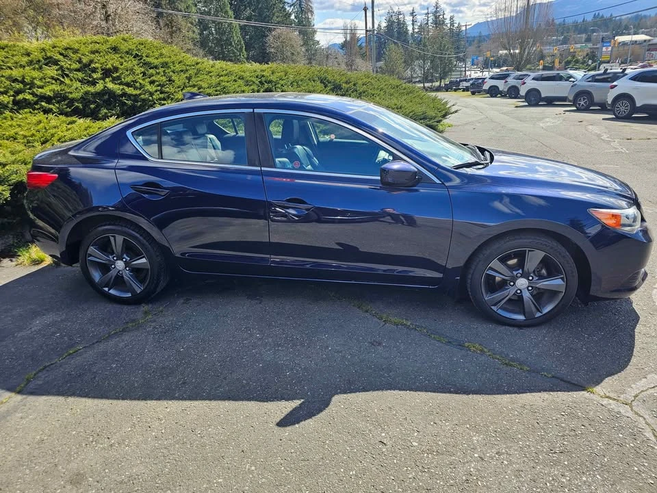 2013 Acura ILX - Image 4 of 11