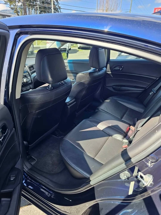 2013 Acura ILX - Image 6 of 11