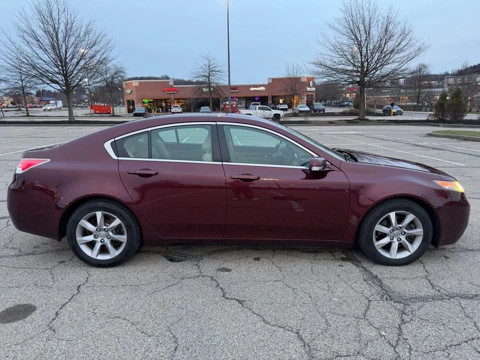 2013 Acura TL 4th Gen - Image 11 of 20