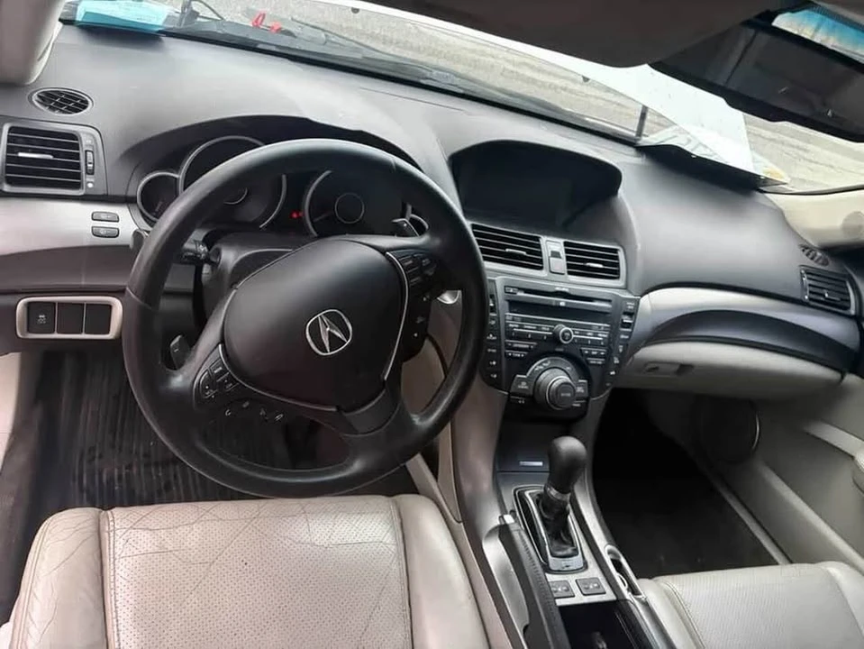 2013 Acura TL 4th Gen - Image 4 of 5