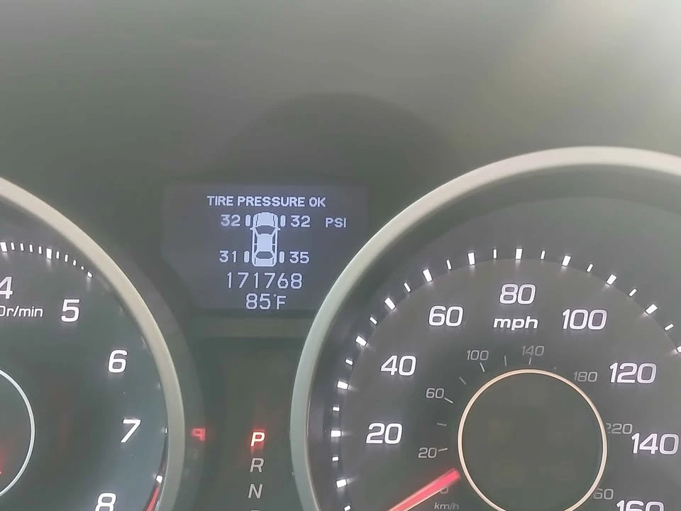 2013 Acura TL 4th Gen - Image 4 of 7