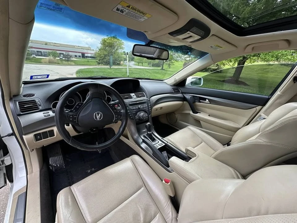 2013 Acura TL 4th Gen - Image 16 of 19