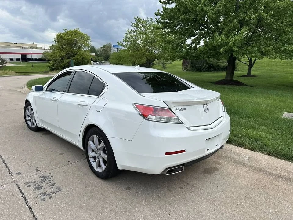 2013 Acura TL 4th Gen - Image 5 of 19