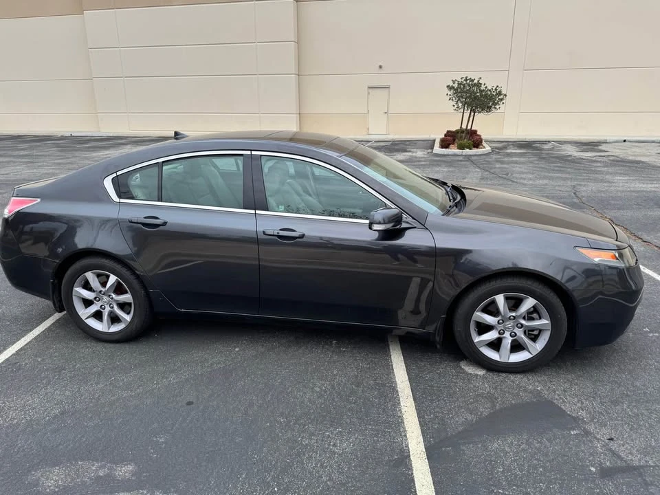 2013 Acura TL 4th Gen - Image 9 of 10