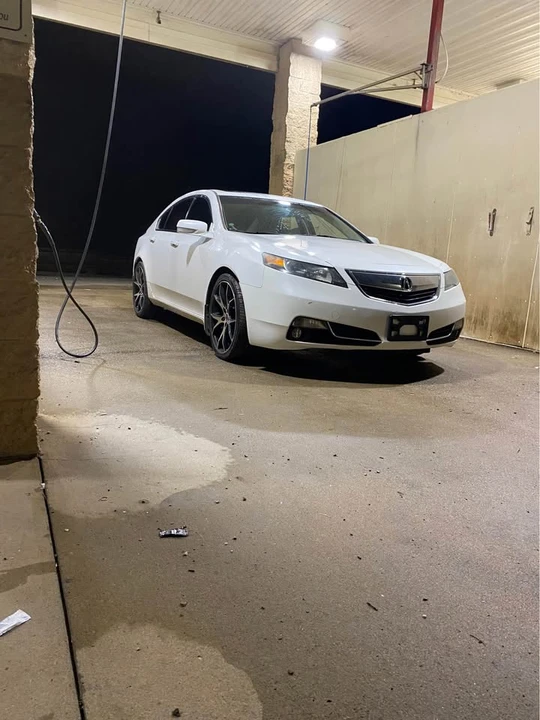 2013 Acura TL 4th Gen - Image 2 of 9
