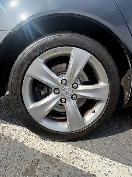2013 Acura TL 4th Gen - Image 4 of 11