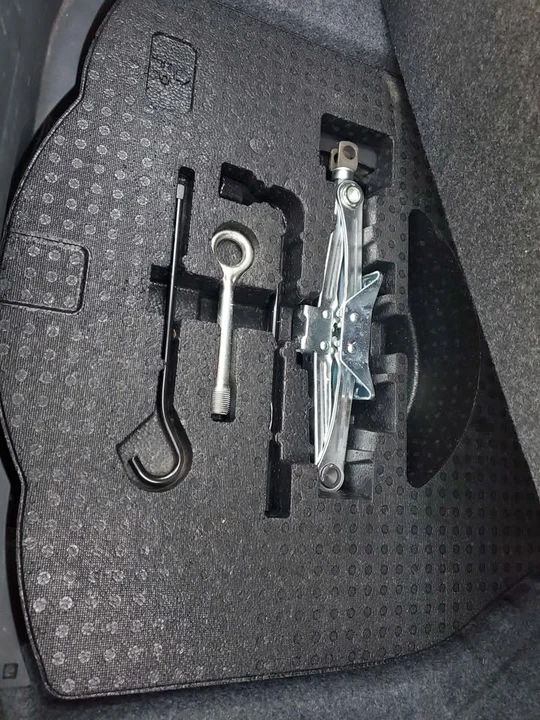 2013 Acura TL 4th Gen - Image 13 of 19