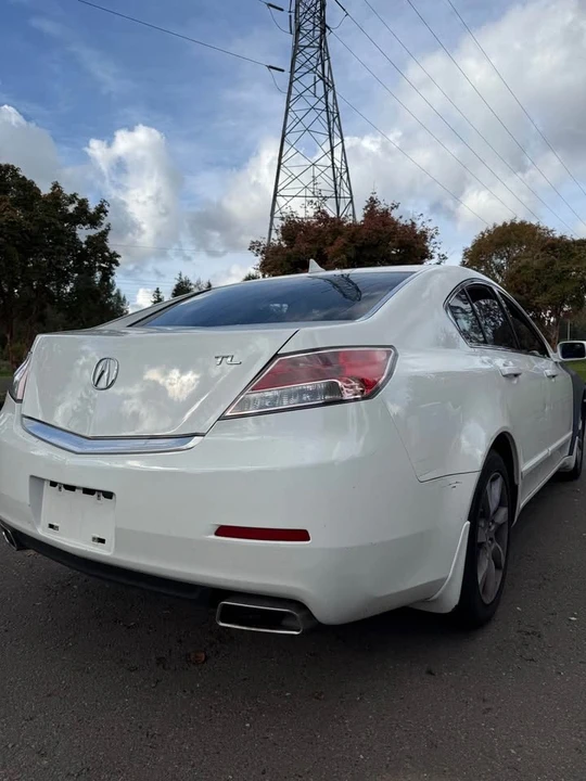 2013 Acura TL 4th Gen - Image 6 of 12